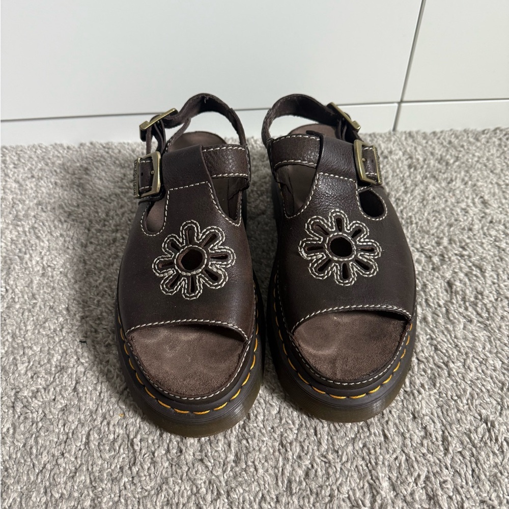 Dr. Martens Dunnet Flower Sandals